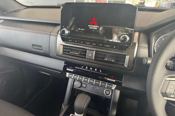 2024 Mitsubishi Triton GSR MV 4X4
