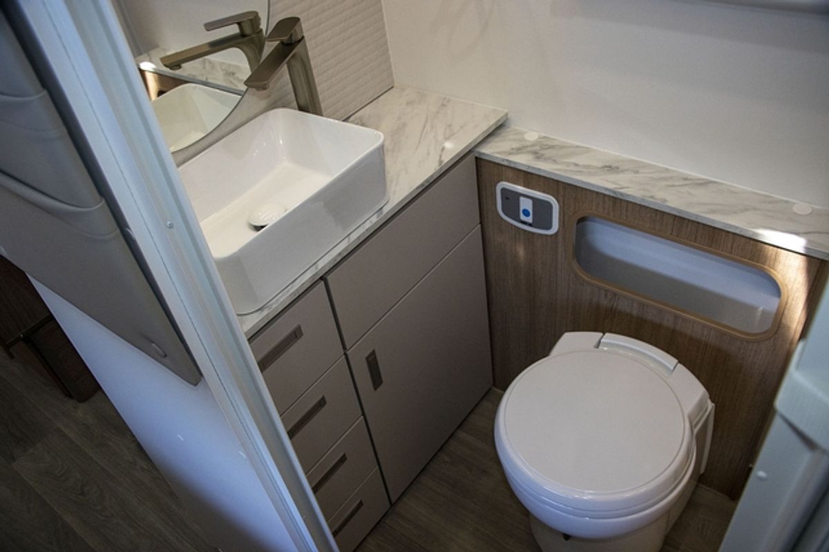 2025 Jayco SILVERLINE CARAVAN 25.78-6.OB.SL-MY25