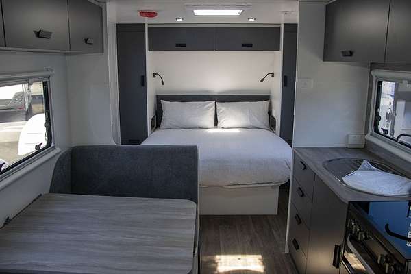 2025 Jayco STARCRAFT CARAVAN 19.61-2.BP.SC-MY25