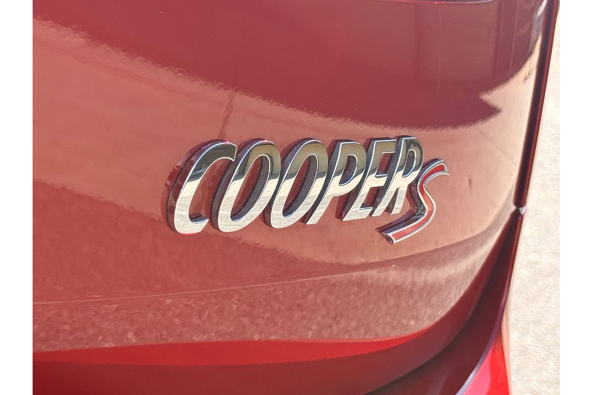 2015 MINI Clubman Cooper S F54