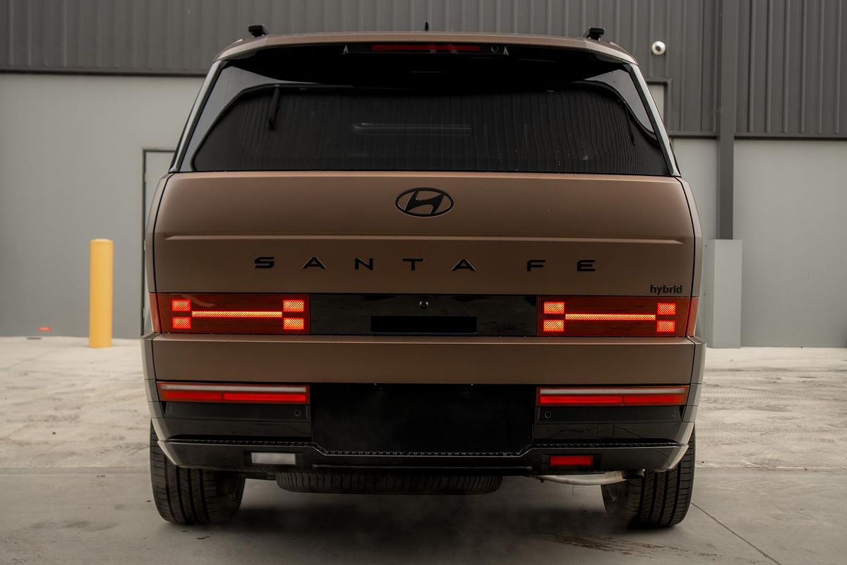 2025 Hyundai Santa Fe Hybrid Calligraphy MX5.V1