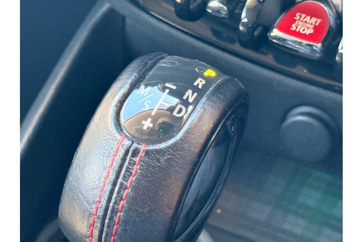 2015 MINI Clubman Cooper S F54