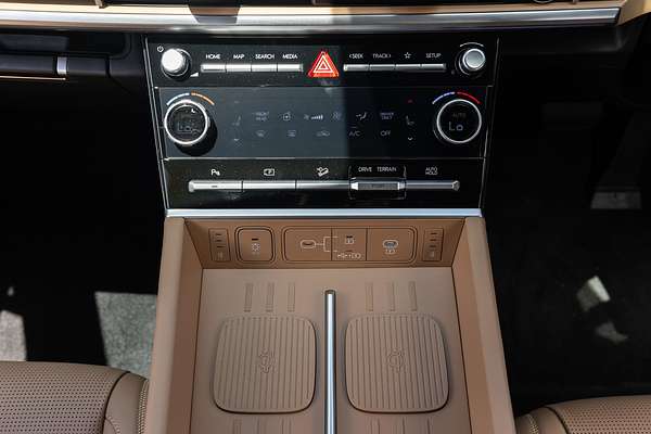 2025 Hyundai Santa Fe Hybrid Calligraphy MX5.V1