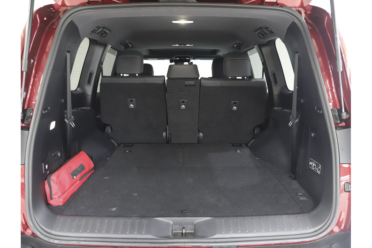 Landcruiser Wagon VX 3.3L Diesel Automatic 5E55190 001