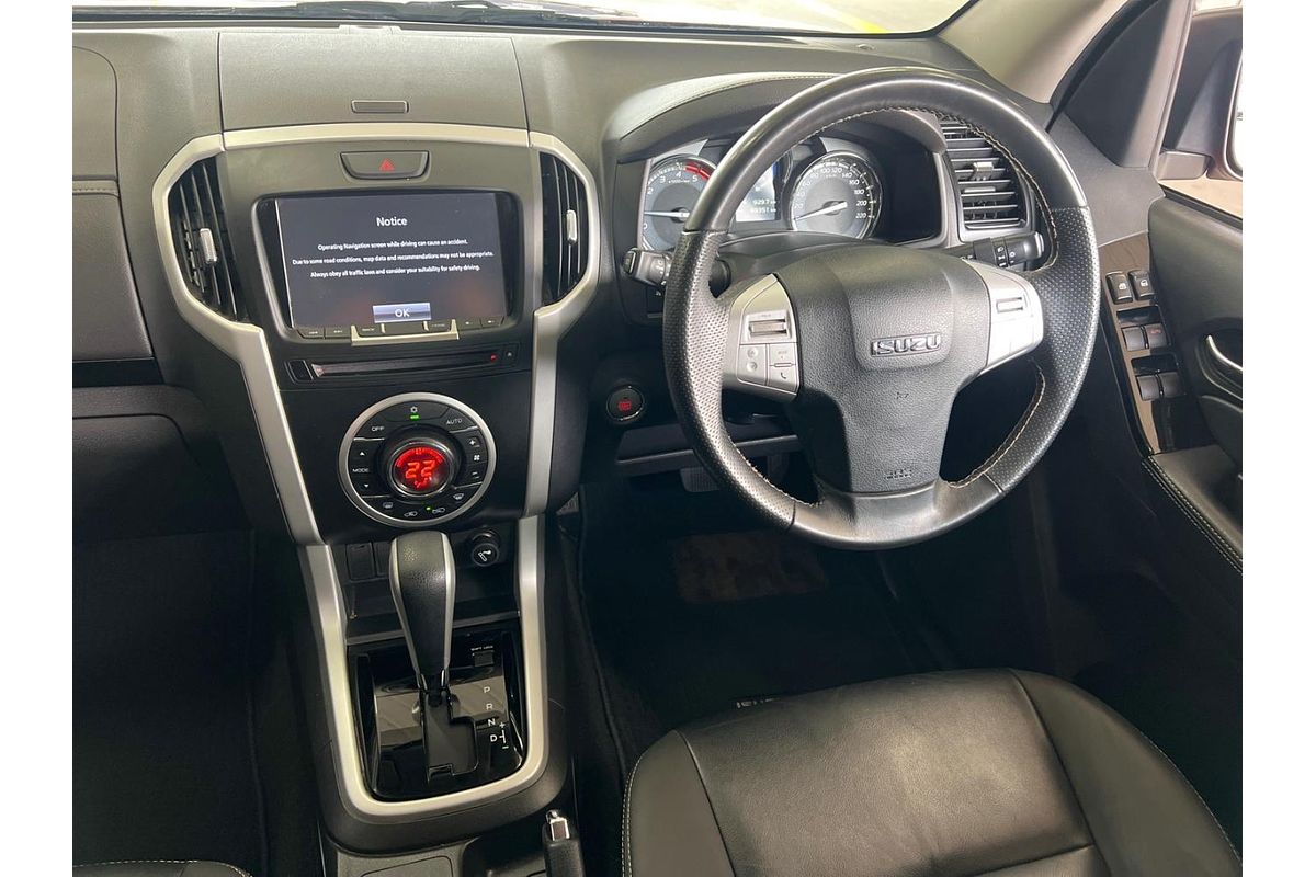 2020 Isuzu MU-X LS-T