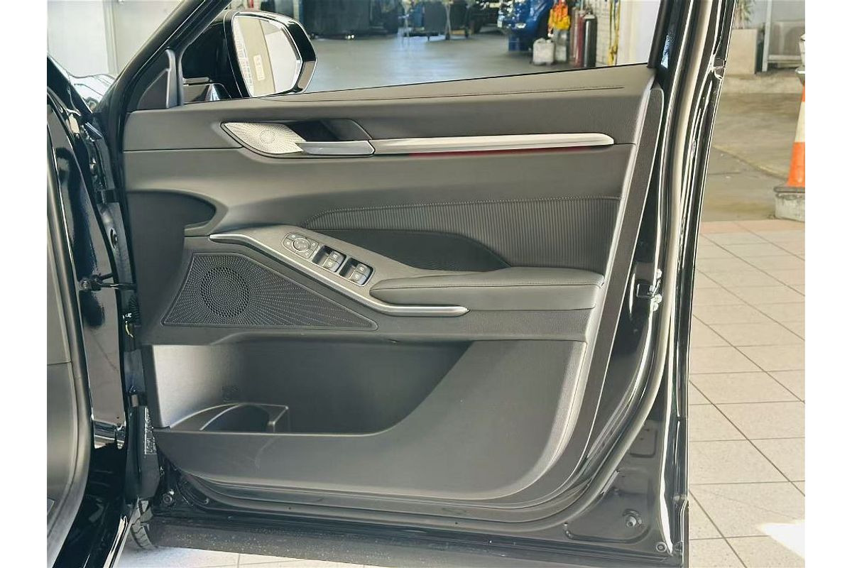 H6 ULTRA AUTO PHEV 4X4