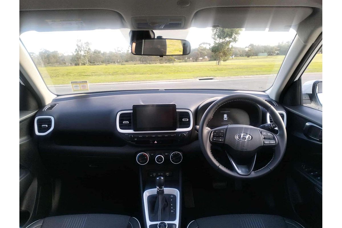 2025 Hyundai Venue Active QX.V5