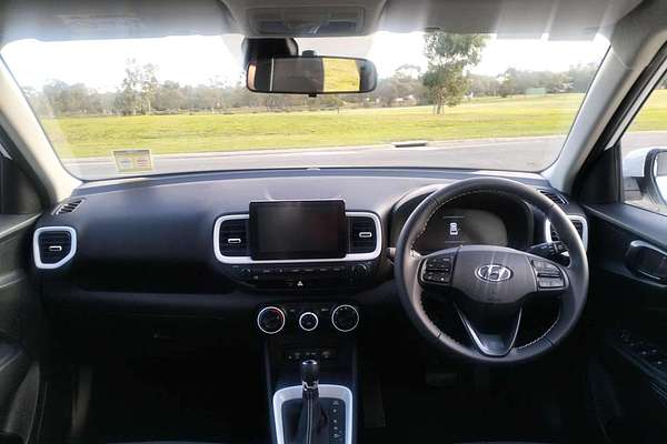 2025 Hyundai Venue Active QX.V5