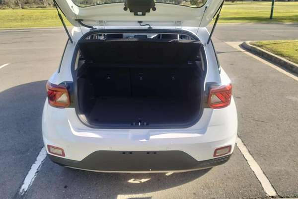2025 Hyundai Venue Active QX.V5