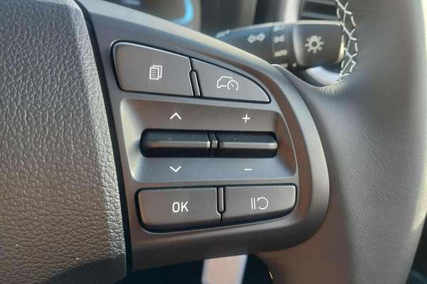 2025 Hyundai Venue Active QX.V5