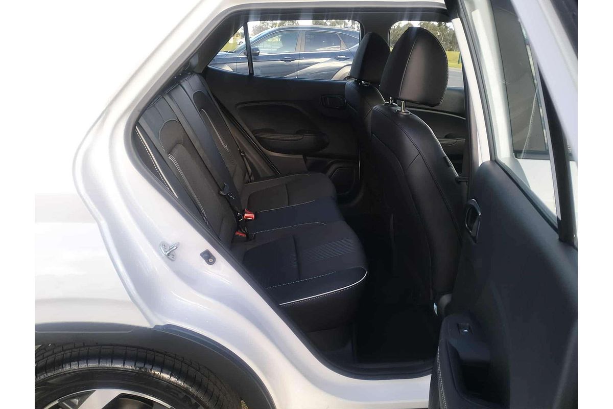 2025 Hyundai Venue Active QX.V5