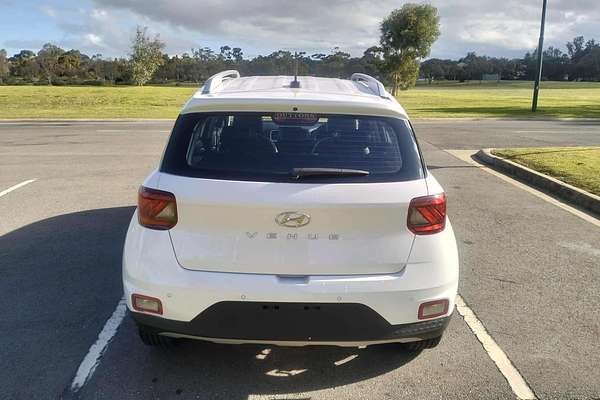 2025 Hyundai Venue Active QX.V5