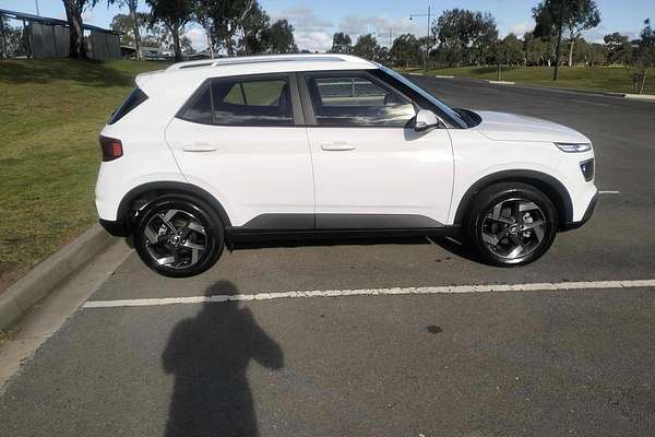 2025 Hyundai Venue Active QX.V5