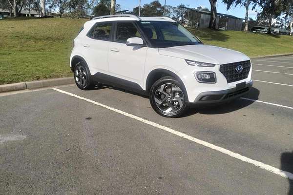 2025 Hyundai Venue Active QX.V5