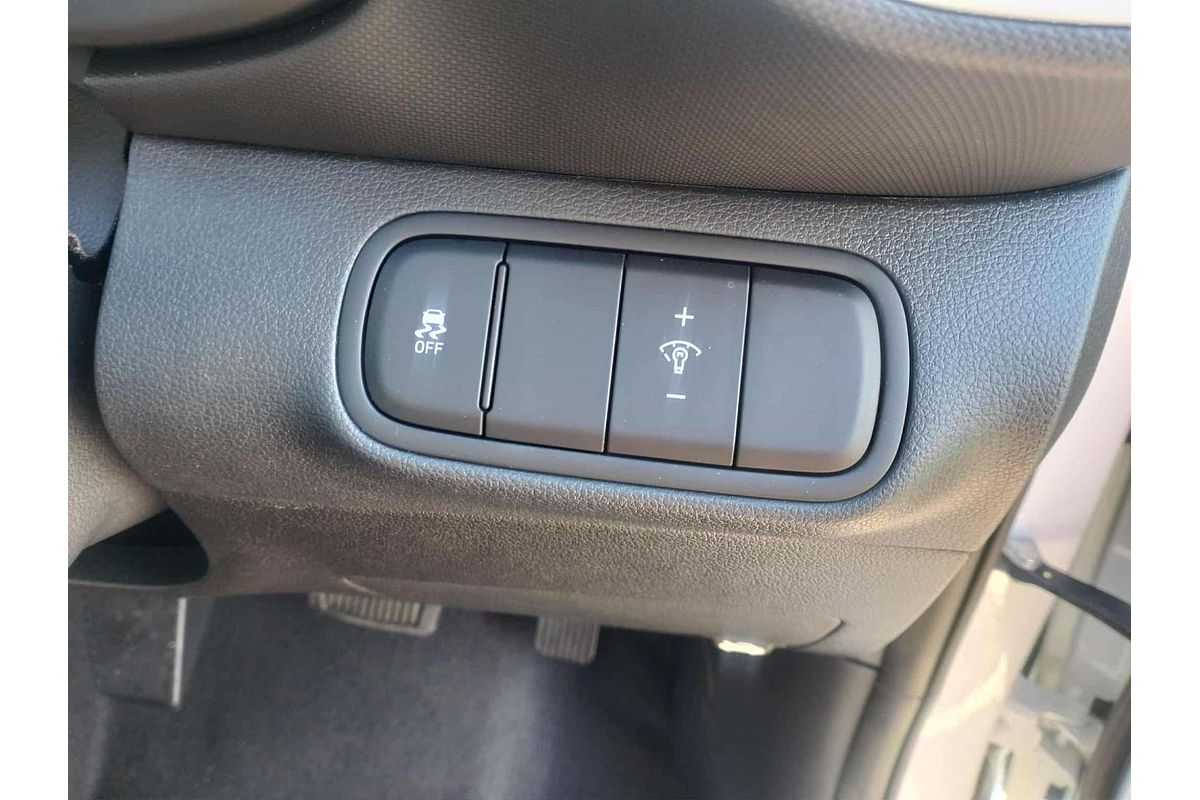 2025 Hyundai Venue Active QX.V5