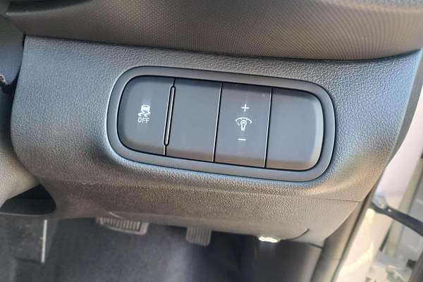 2025 Hyundai Venue Active QX.V5