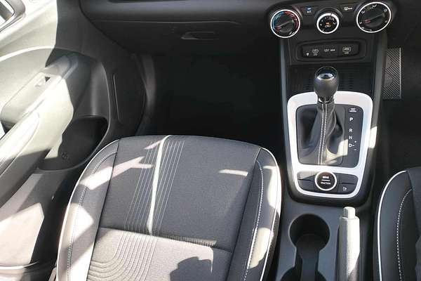 2025 Hyundai Venue Active QX.V5