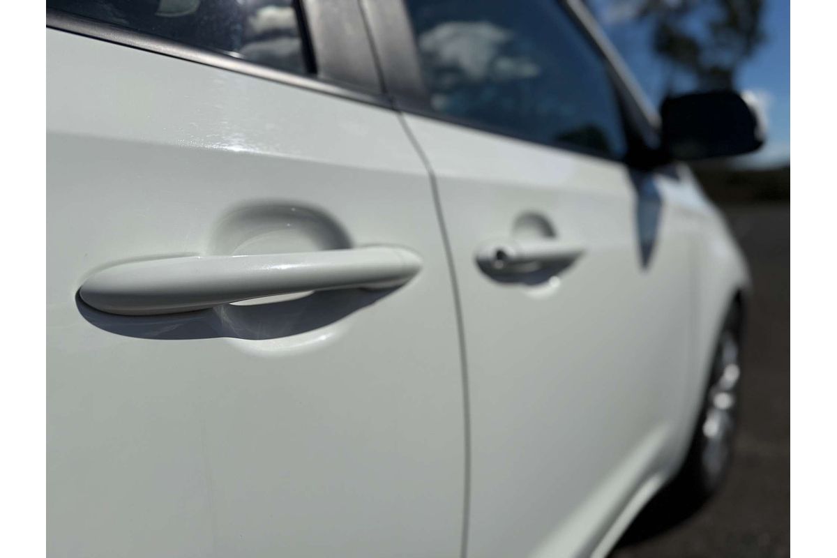 2016 Kia Carnival S YP