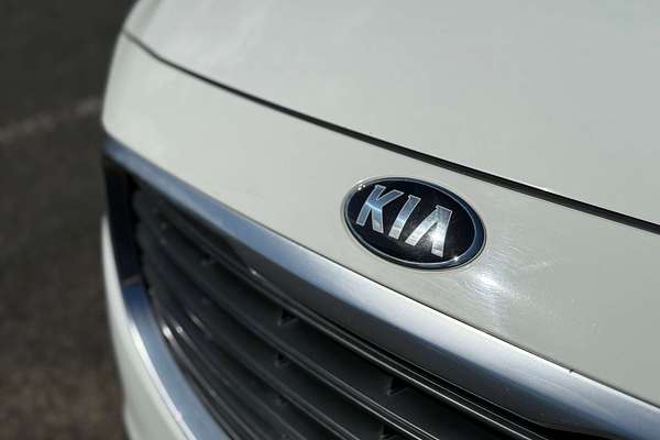 2016 Kia Carnival S YP