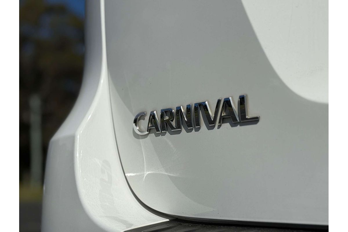 2016 Kia Carnival S YP