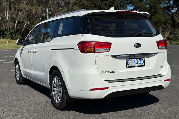2016 Kia Carnival S YP