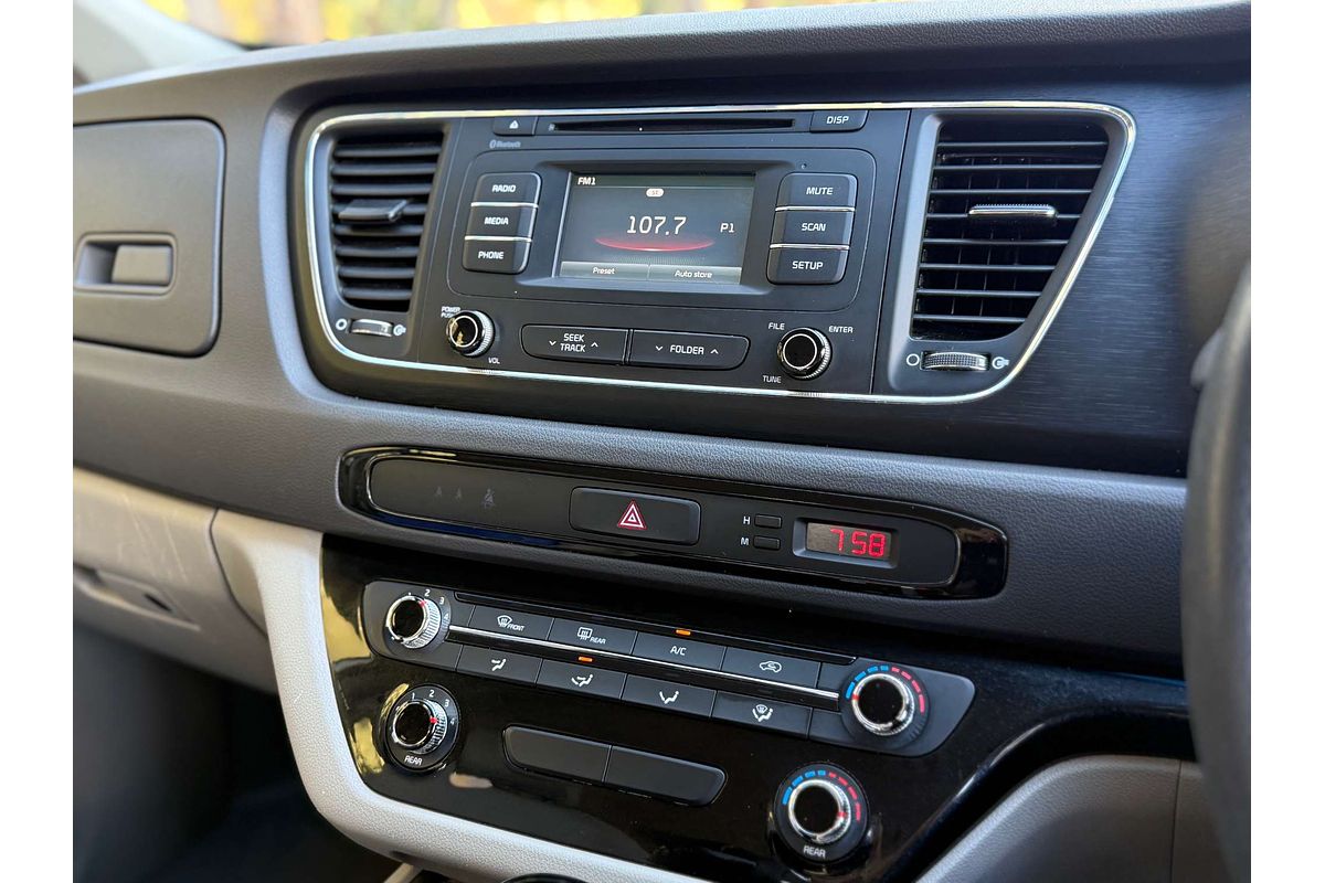 2016 Kia Carnival S YP