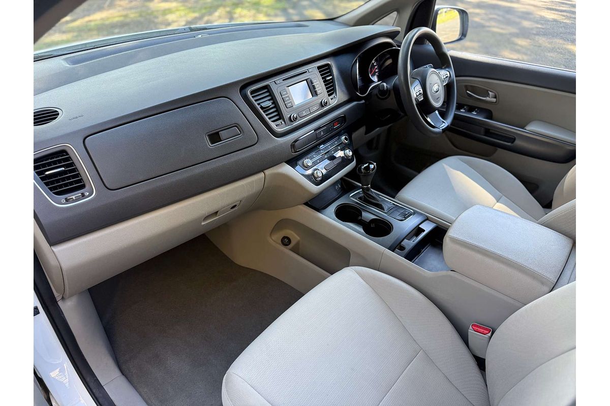 2016 Kia Carnival S YP