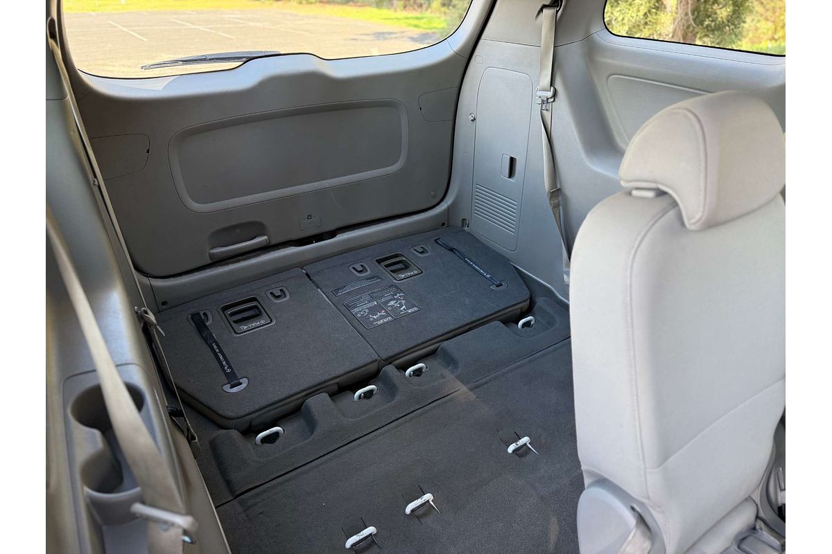 2016 Kia Carnival S YP