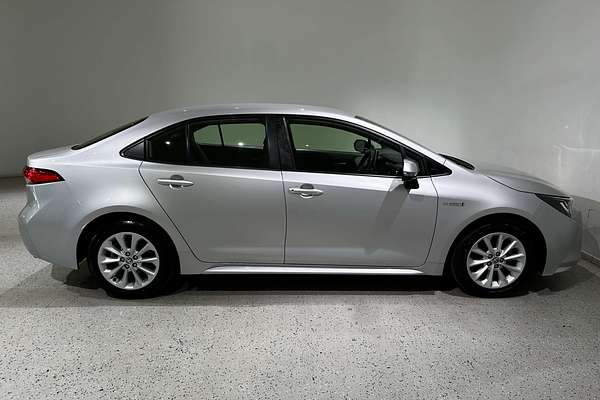 2022 Toyota Corolla Ascent Sport Hybrid ZWE211R