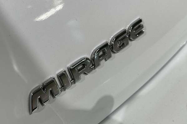 2021 Mitsubishi Mirage ES LB