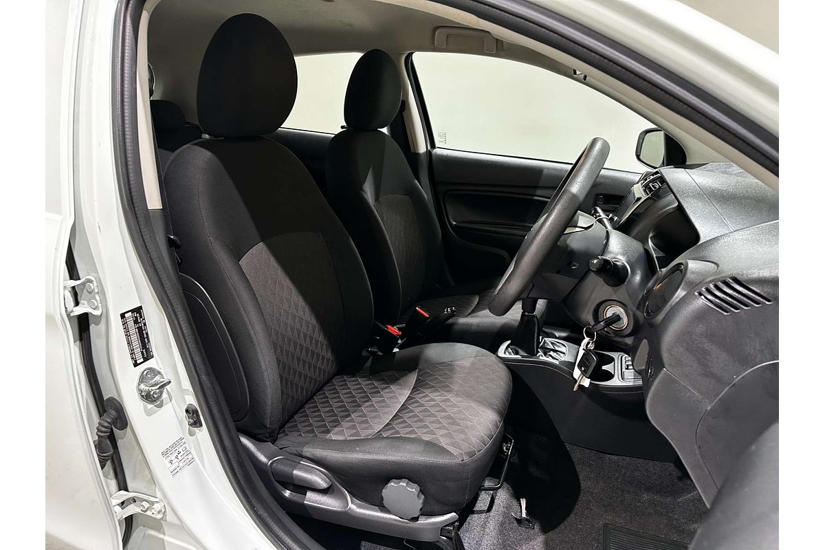 2021 Mitsubishi Mirage ES LB
