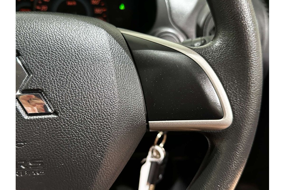 2021 Mitsubishi Mirage ES LB