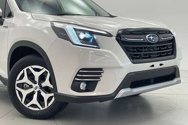 2025 Subaru Forester Hybrid L S5