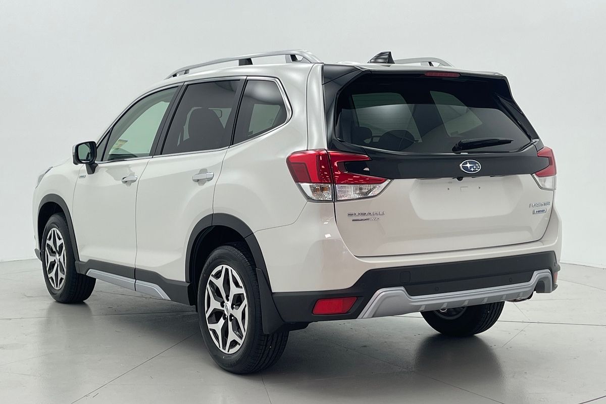 2025 Subaru Forester Hybrid L S5
