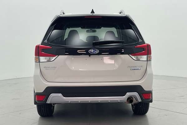 2025 Subaru Forester Hybrid L S5