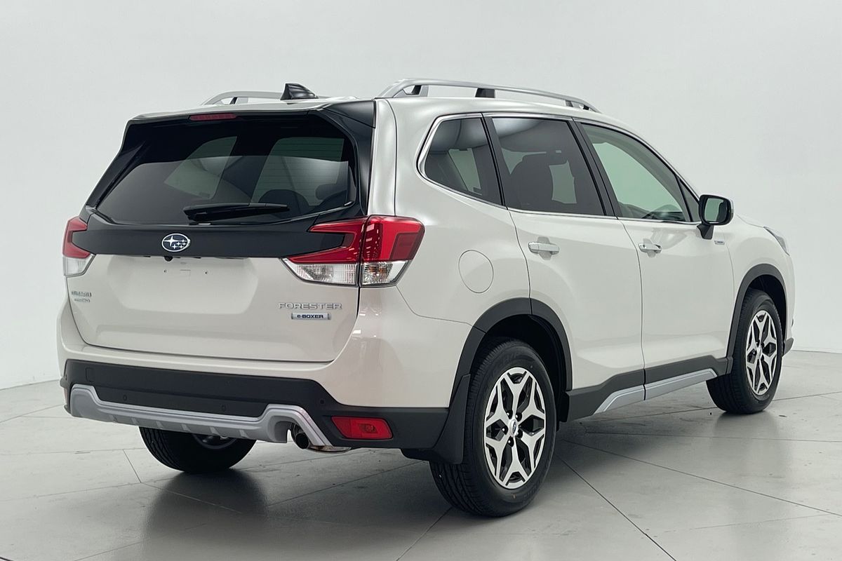 2025 Subaru Forester Hybrid L S5