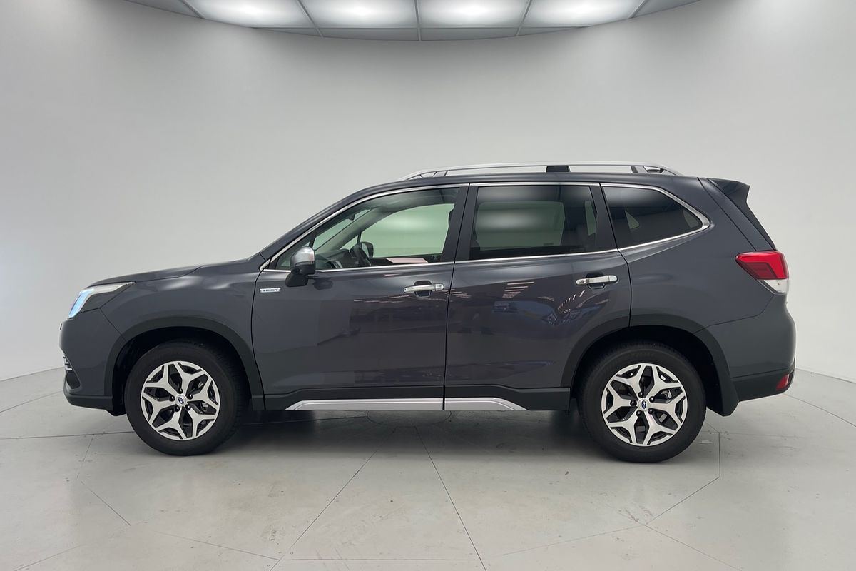 2025 Subaru Forester Hybrid L S5