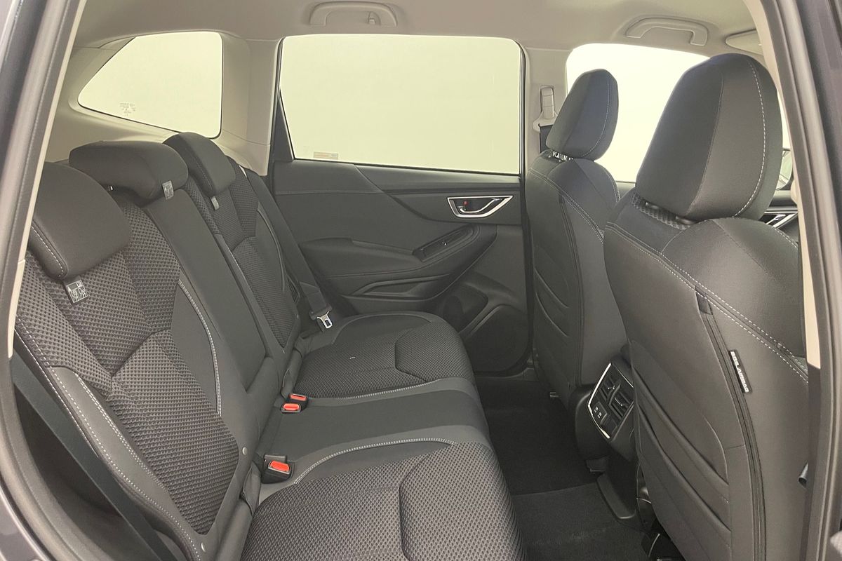 2025 Subaru Forester Hybrid L S5