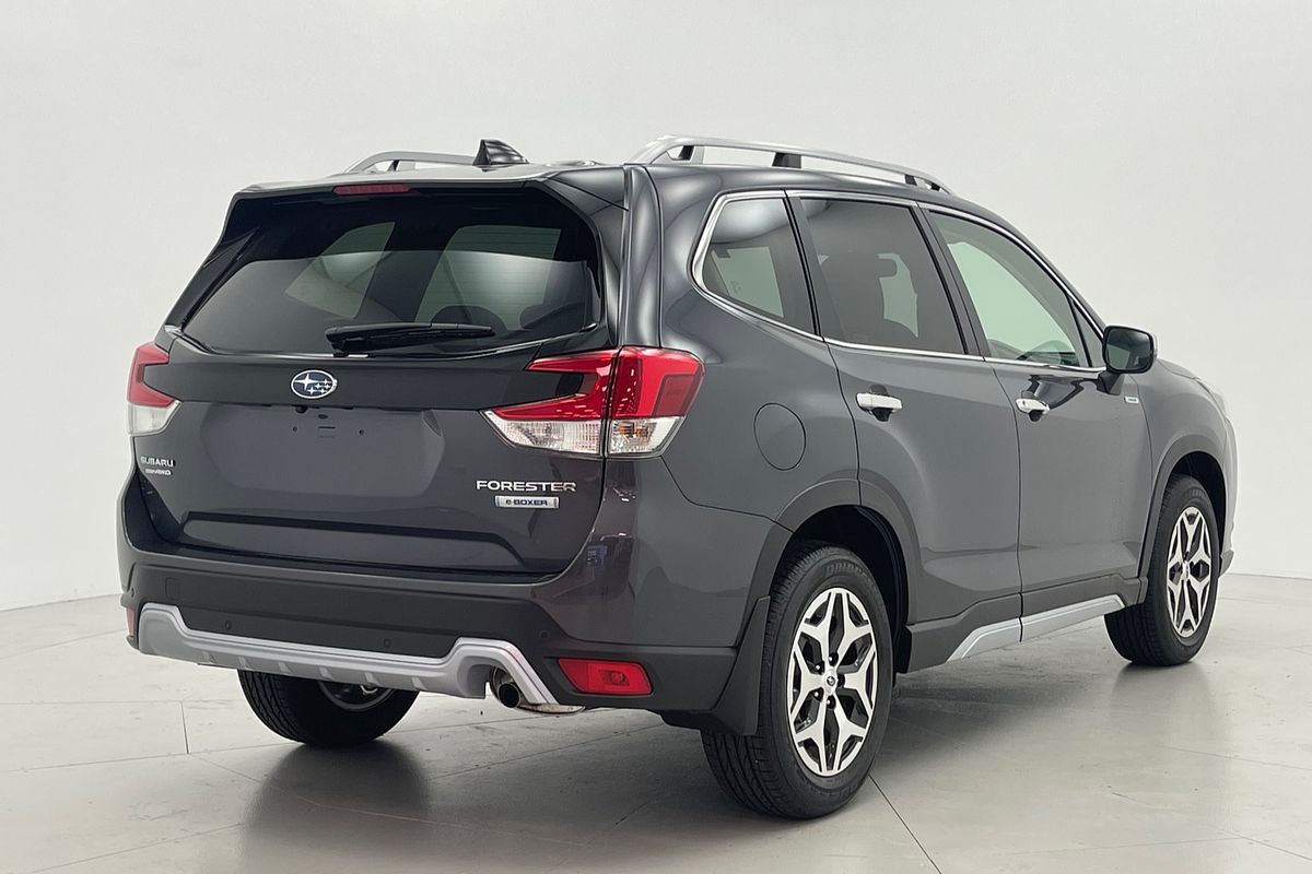 2025 Subaru Forester Hybrid L S5