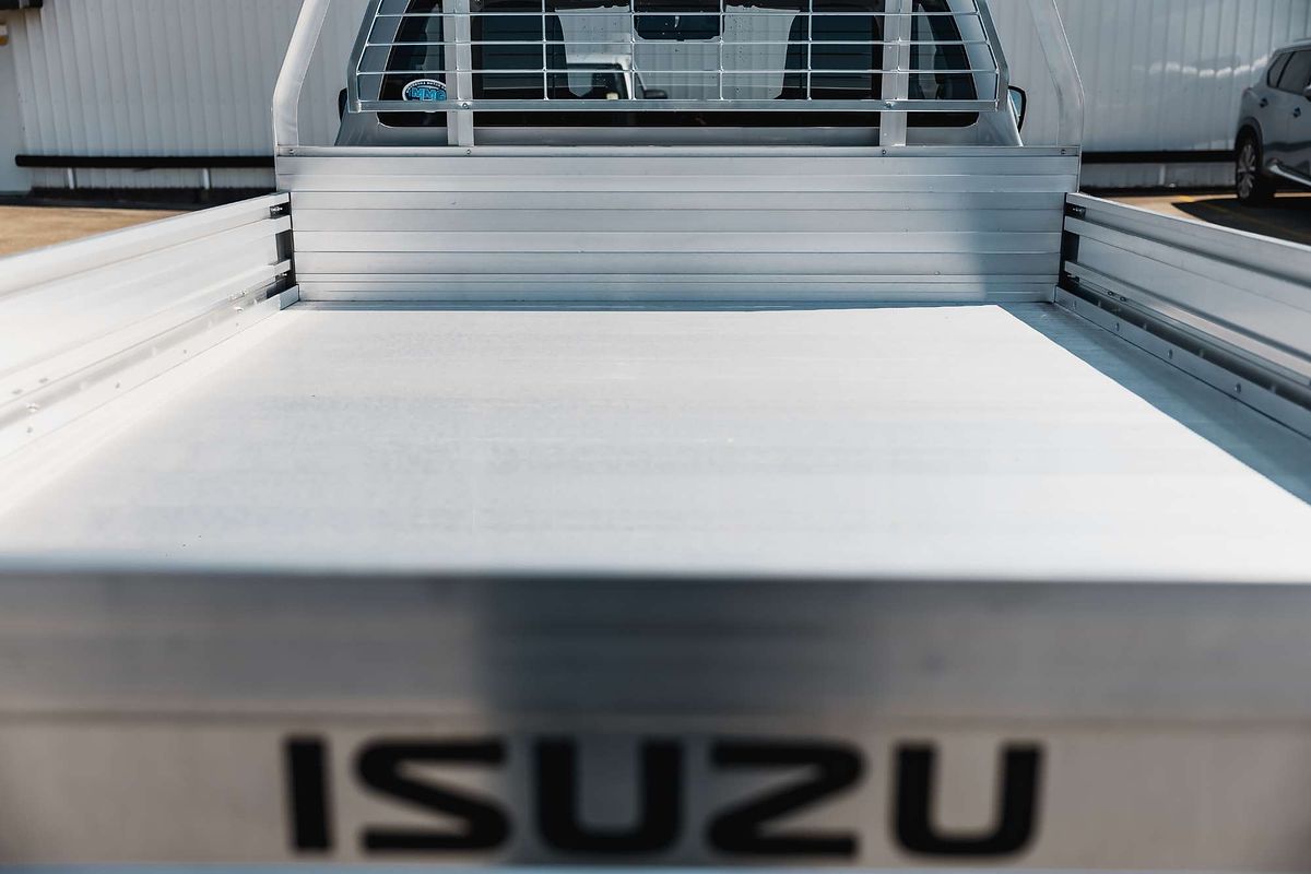 2025 Isuzu D-MAX SX High Ride  Rear Wheel Drive