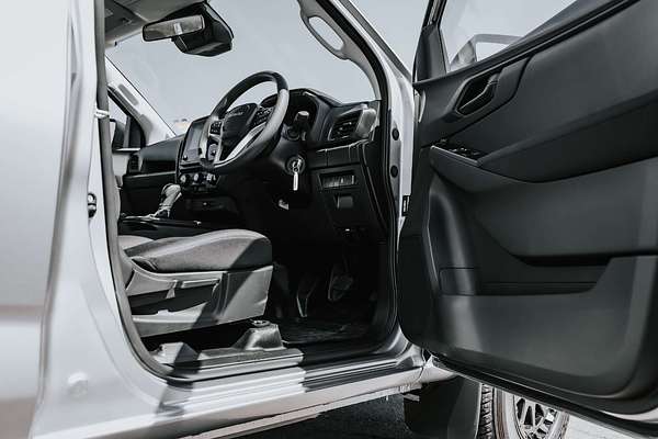 2025 Isuzu D-MAX SX High Ride  Rear Wheel Drive