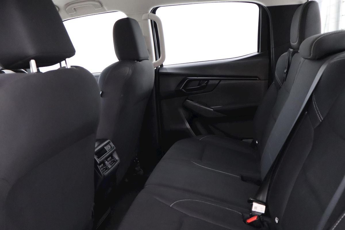2022 Isuzu D-MAX SX 4X4