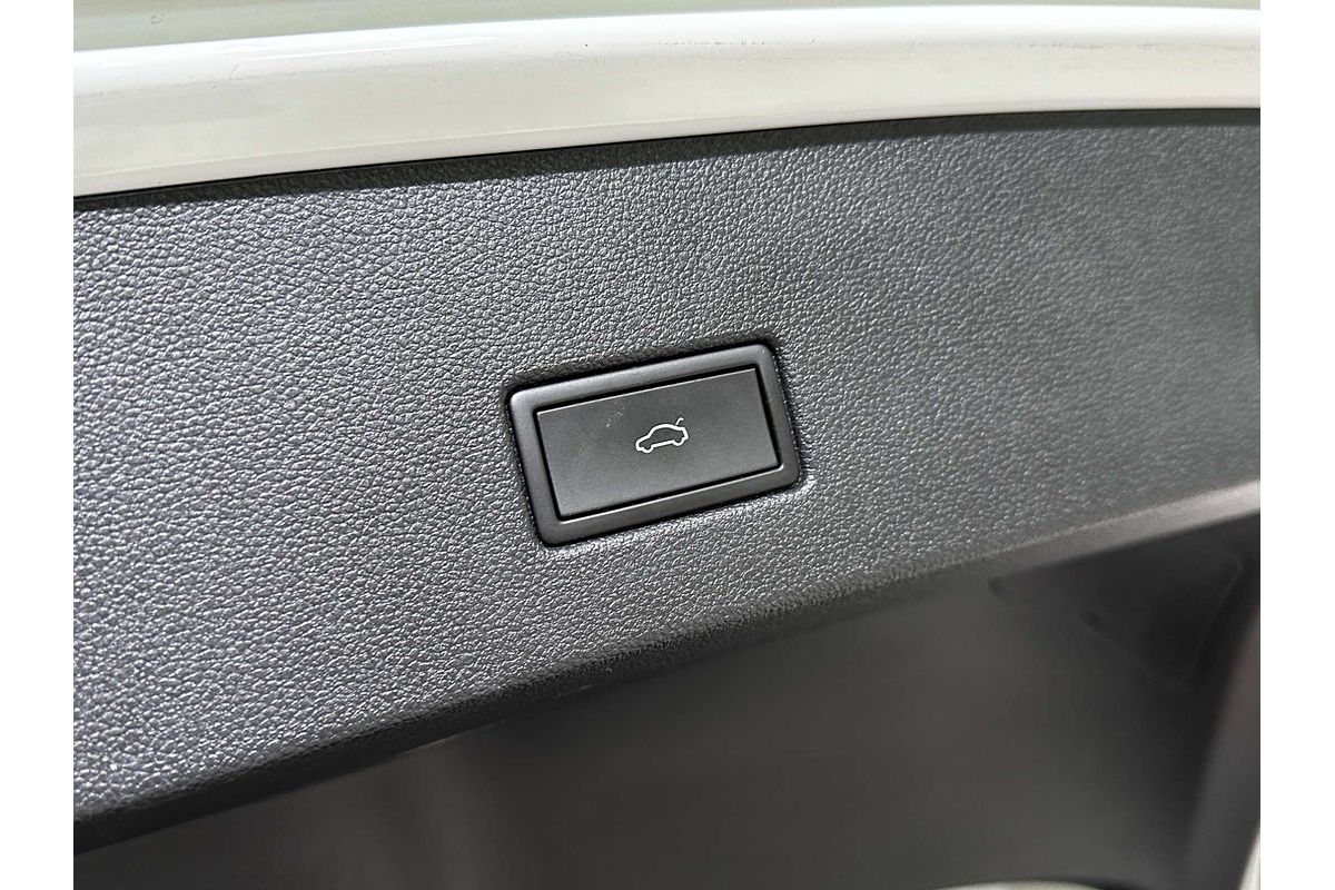 2022 Volkswagen T-Roc 110TSI Style D11