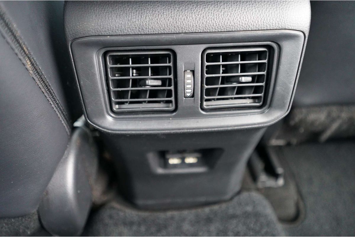 2022 Toyota RAV4 Cruiser AXAH52R