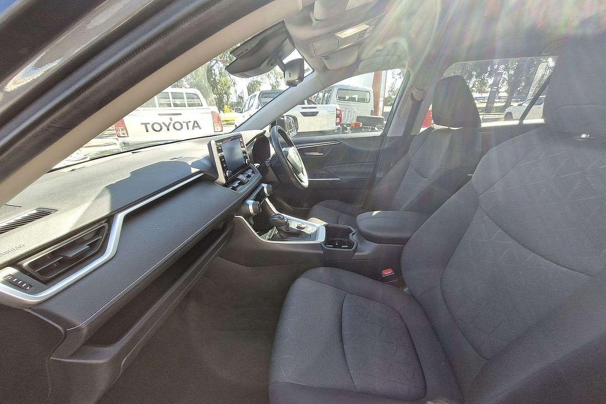 2022 Toyota RAV4 GXL AXAH54R
