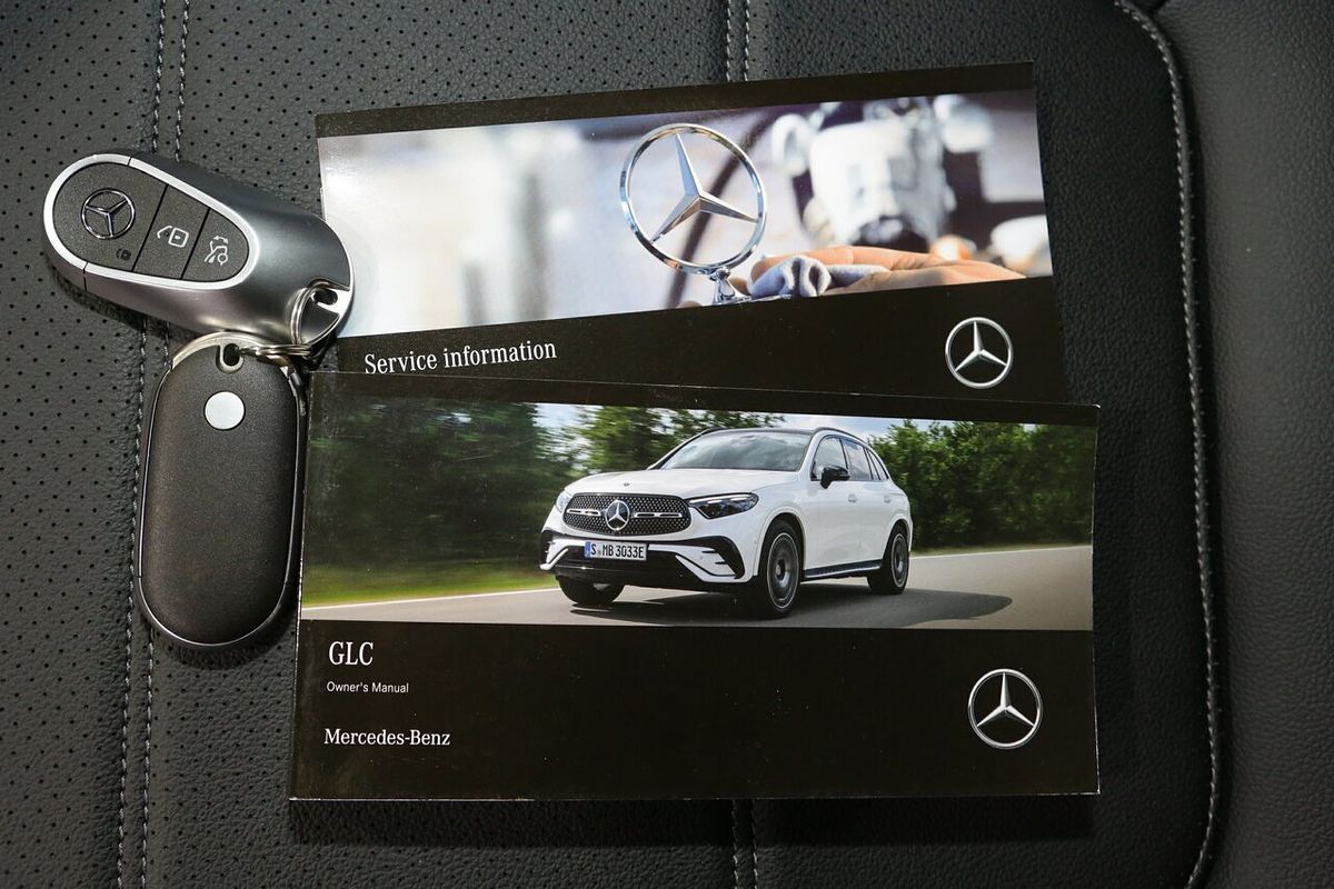 2025 Mercedes-Benz GLC-Class GLC200 X254