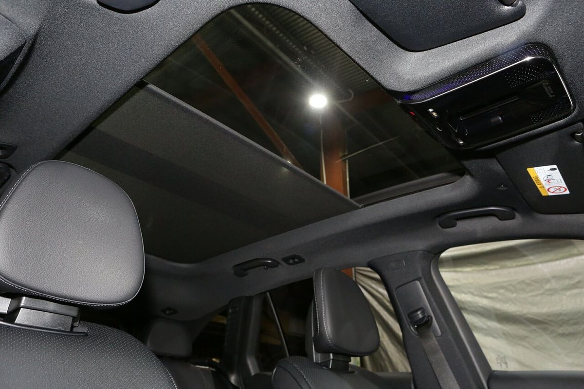 2025 Mercedes-Benz GLC-Class GLC200 X254