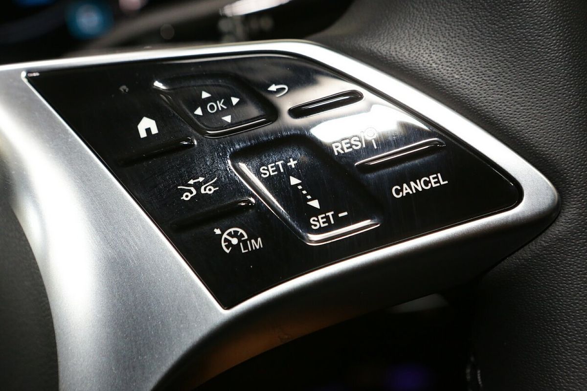 2025 Mercedes-Benz GLC-Class GLC200 X254