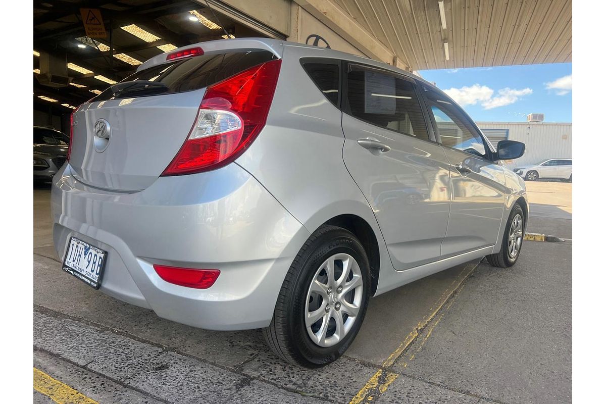 2014 Hyundai Accent Active RB2