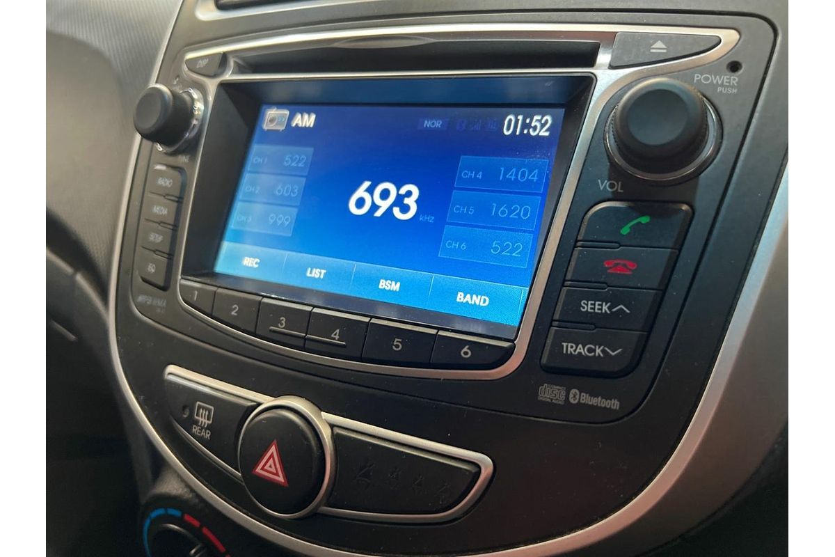 2014 Hyundai Accent Active RB2